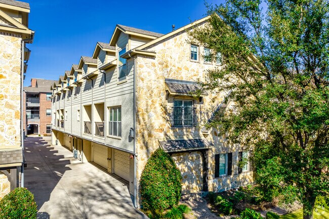 Foto del edificio - 4524 Emerson Ave