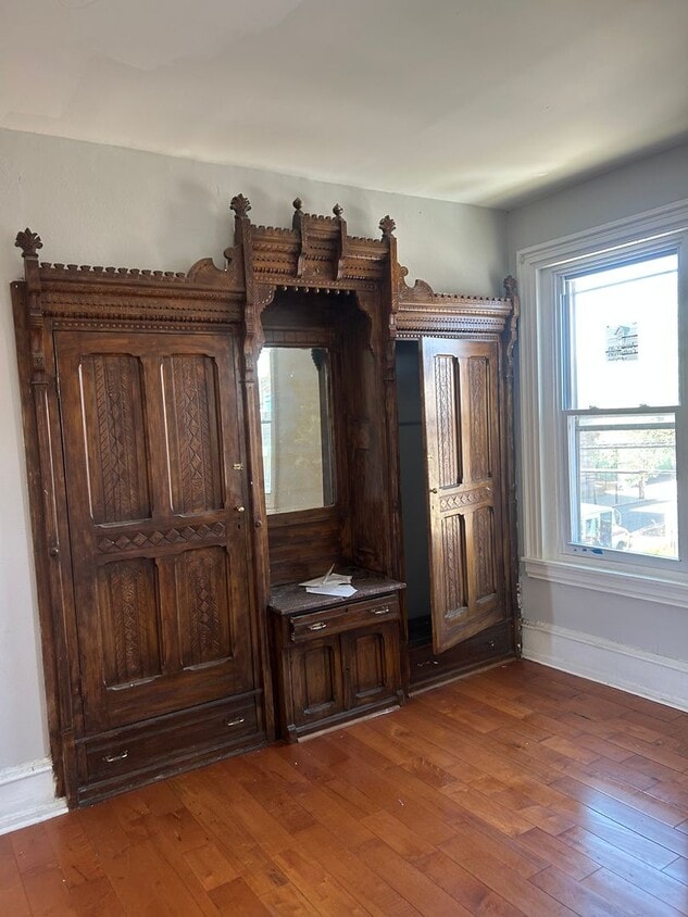 Photo - 2405 N 17Th st  5BR house 3 Bath  ONLY voucher with PHA