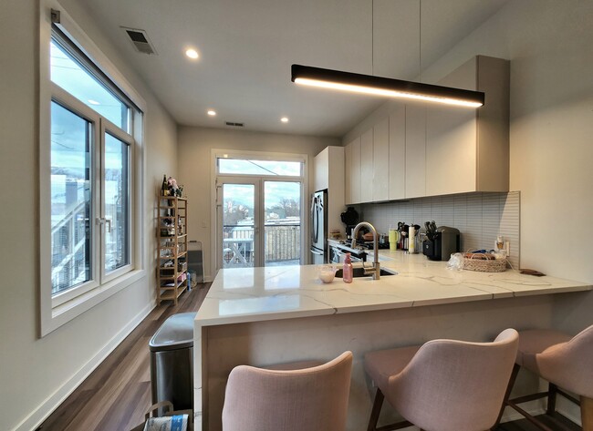 Building Photo - Brand New Luxury  Construction 2bed/2bath ...