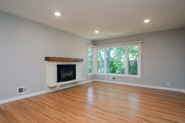 Foto del edificio - 5206 Grandview Ln