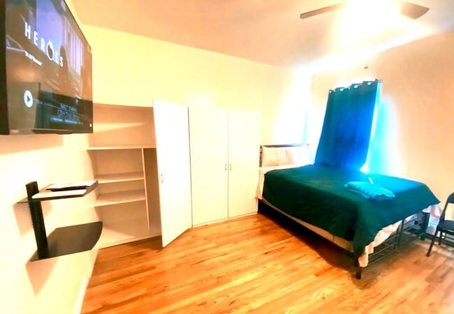 Photo - 20 Vineyard Ave (Yonkers, NY) House