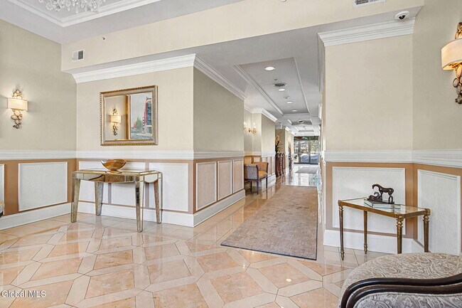 Foto del edificio - 87 Railroad Pl