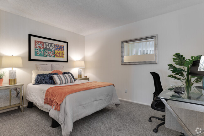 1BR, 1BA - 600SF - San Jose Manor