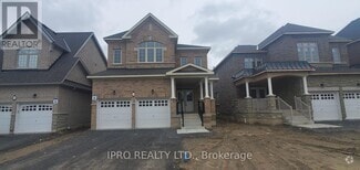 Building Photo - 10 Northern Breeze Cres