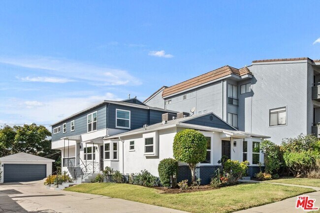 Building Photo - 1643 Selby Ave
