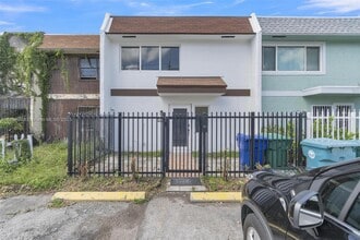 Building Photo - 508 NW 11th St