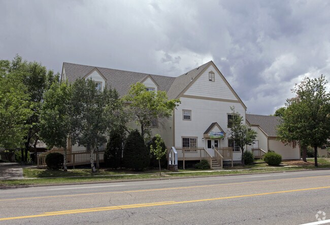 Building Photo - 1419-1425 Riverside Ave