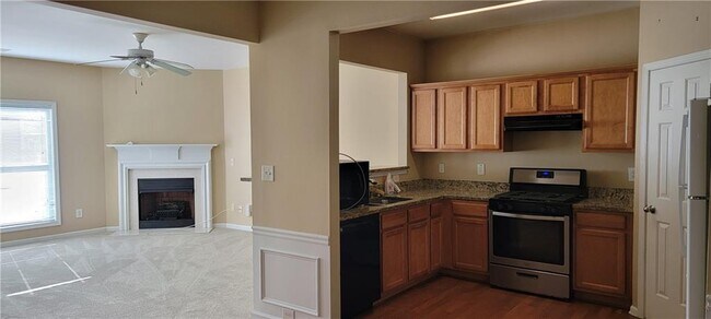 Building Photo - 2155 Executive Dr