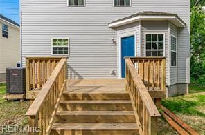 Building Photo - 833 Lindenwood Ave
