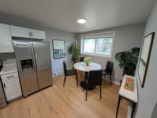 Building Photo - 37055 N Capillo Ave