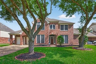 Building Photo - 5911 Indian Hills Ln