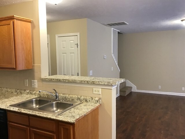 Building Photo - 1506 James Gafford Drive