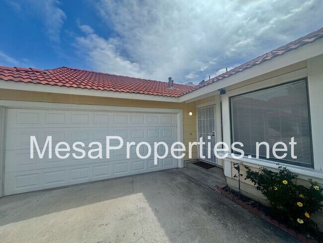 Foto del edificio - 1423 Willow Tree Ln