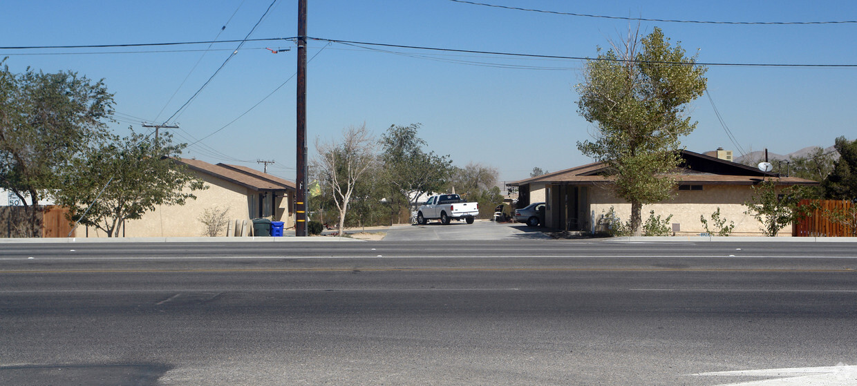 Primary Photo - 15320 Mojave Dr