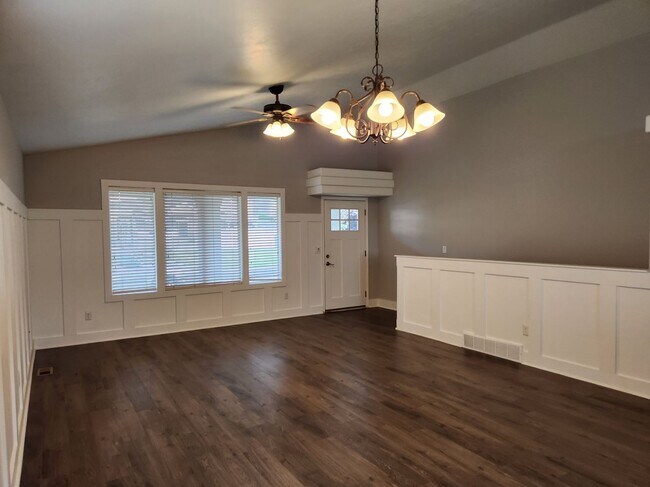 Building Photo - Beautiful 4 Bd Home in Draper