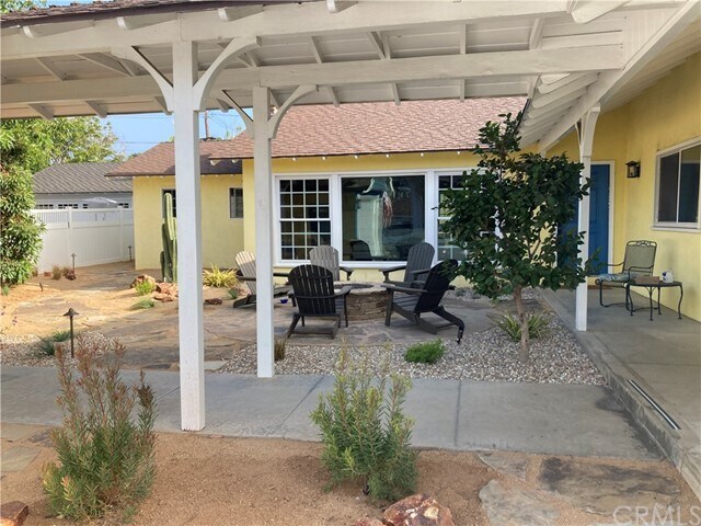 Building Photo - 1131 Farrington Dr