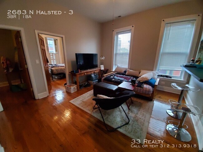 Foto del edificio - 2683 N Halsted St