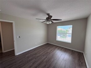 Building Photo - 11239 SW Barton Way