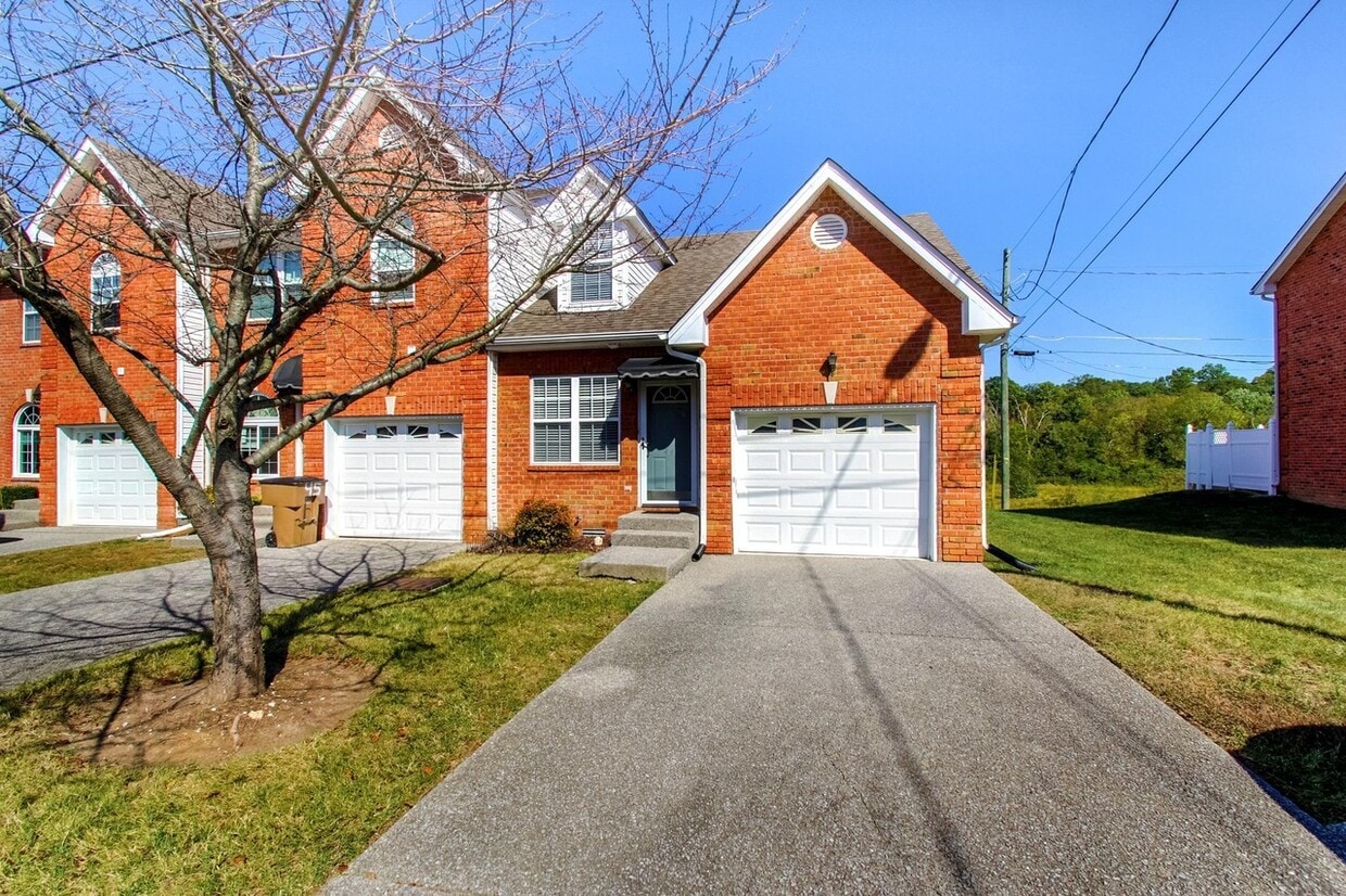 2120 Lebanon Pike Unit 44, Nashville, TN 37210 Condo for Rent in