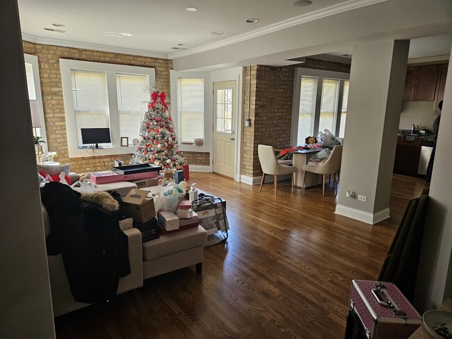 Foto del edificio - 6503 N Mozart St
