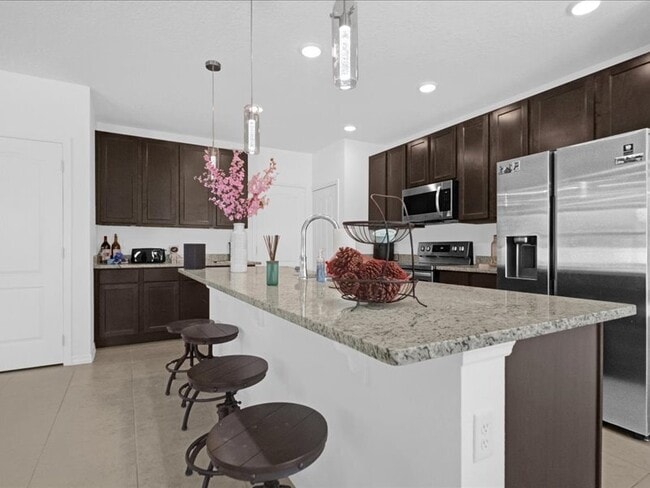 Building Photo - 4432 Desert Rose Ave