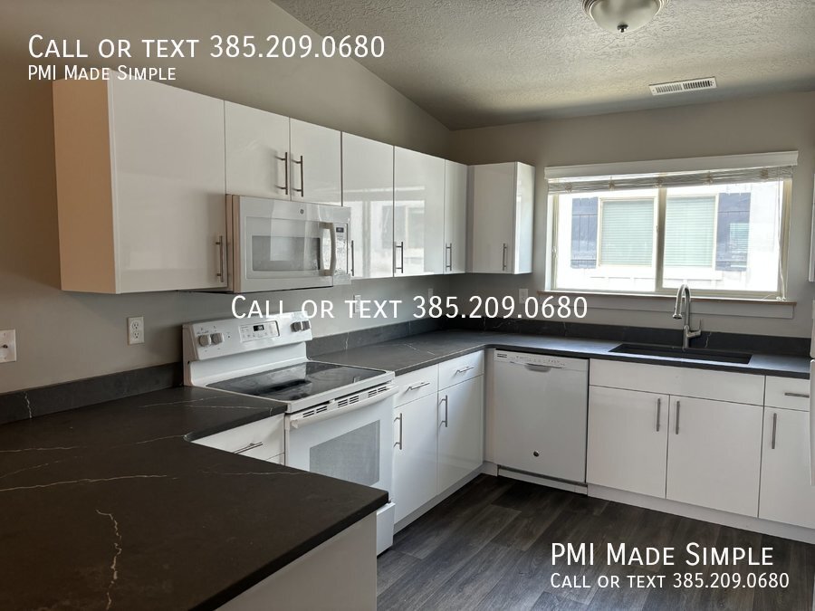Primary Photo - Lovely 2 Bed Condo in Prime Orem Location