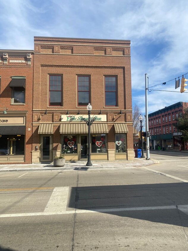 Primary Photo - 100-102 N. Main St.