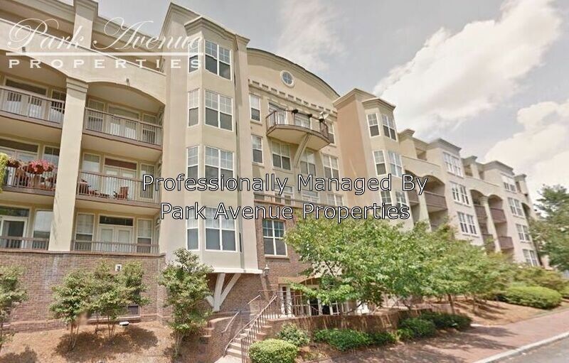 Primary Photo - 405 W 7th St