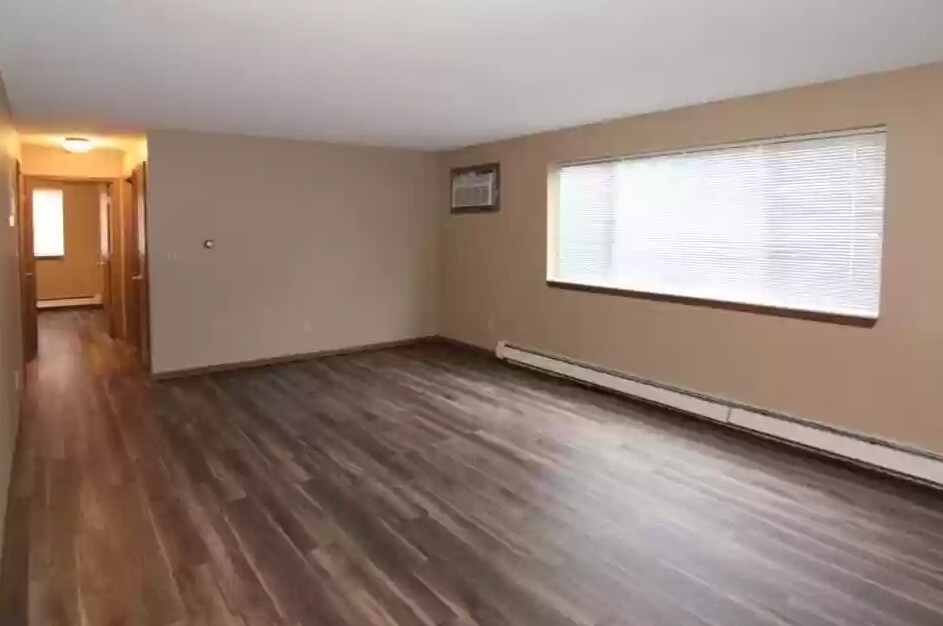 934 23rd Avenue Pl Unit 1, Coralville, IA 52241 Apartments in