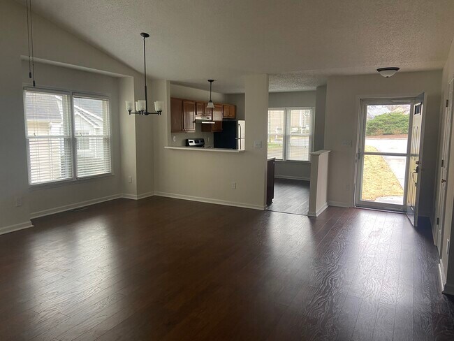 Building Photo - 310 Wax Myrtle Ct