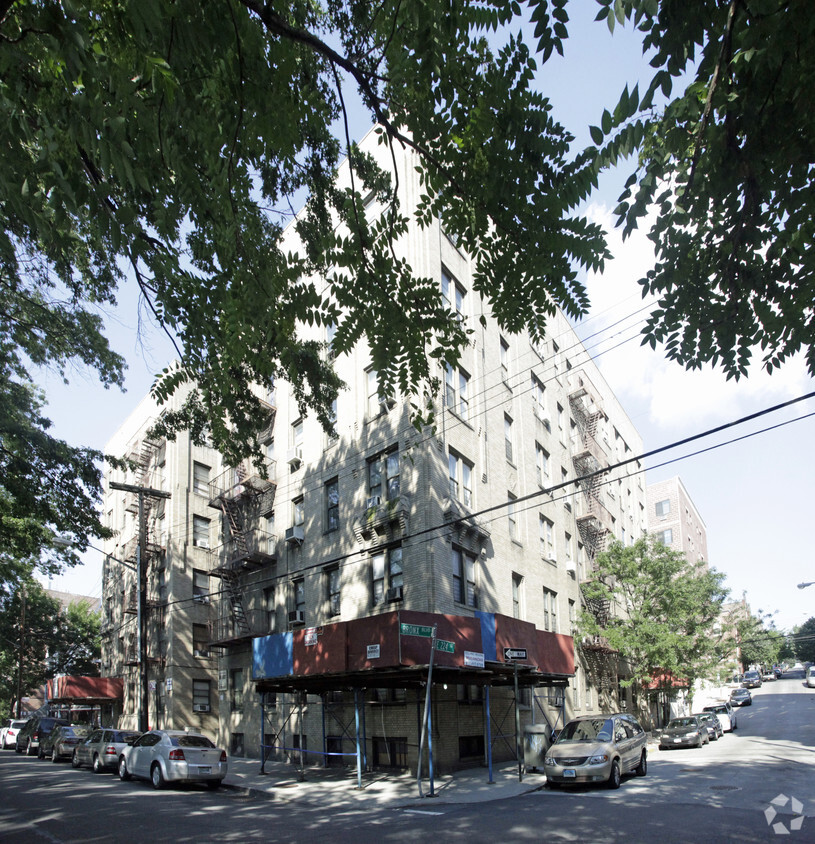 Foto del edificio - The Bronx