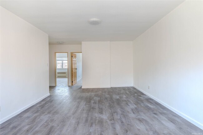 Building Photo - 79-18 150th St