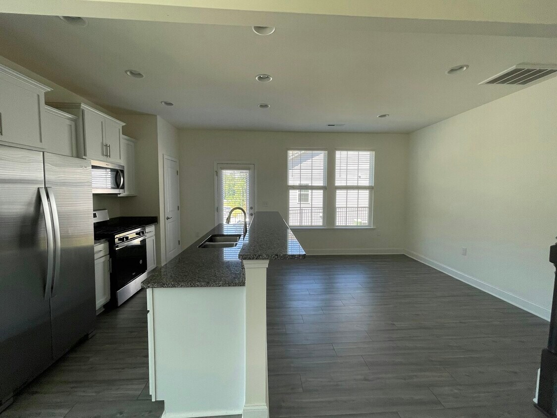 2103 Solana Wds Dr, Durham, NC 27703 - Townhome Rentals in Durham NC |  Apartments.com