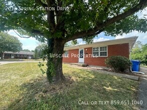 Building Photo - 2013 Spring Station Dr