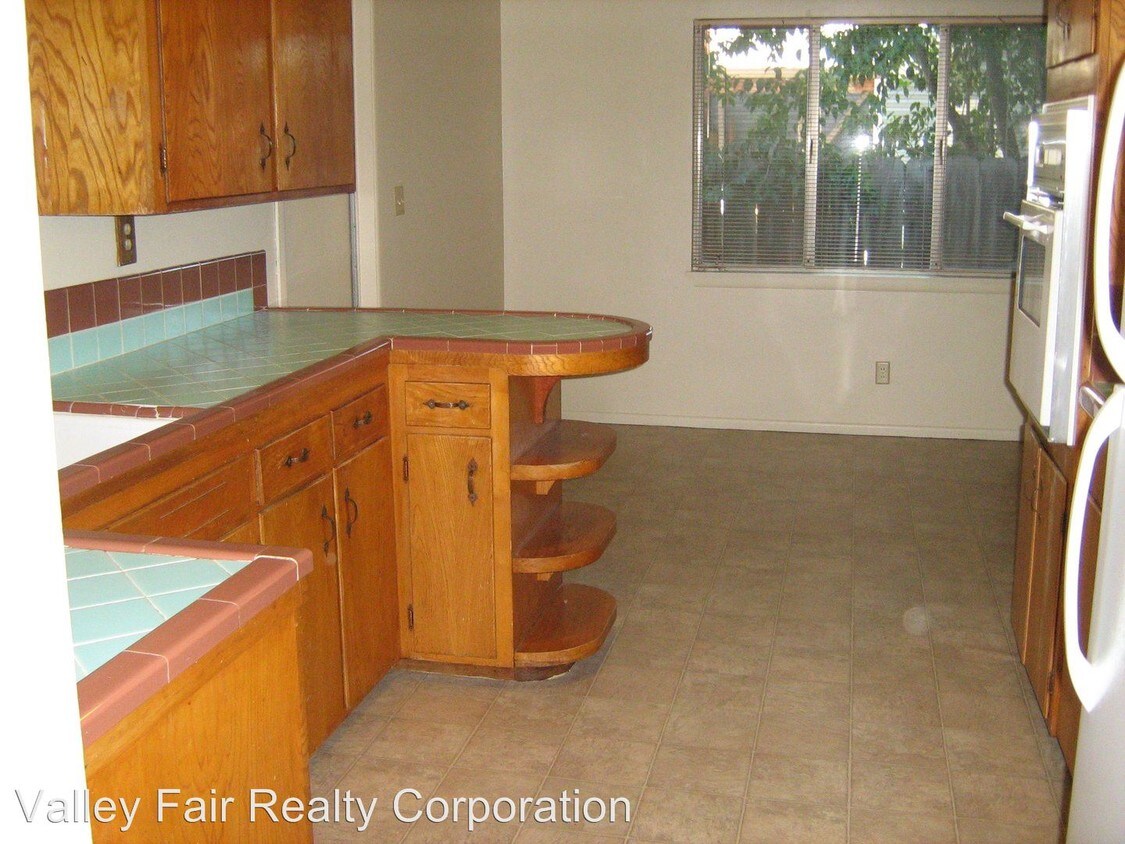 Building Photo - 1262 Barbara Way