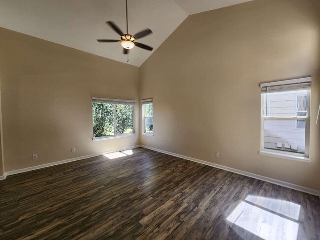 Building Photo - Nice Updated 3 Bedroom 2 Bath Two Story Home in Parker!