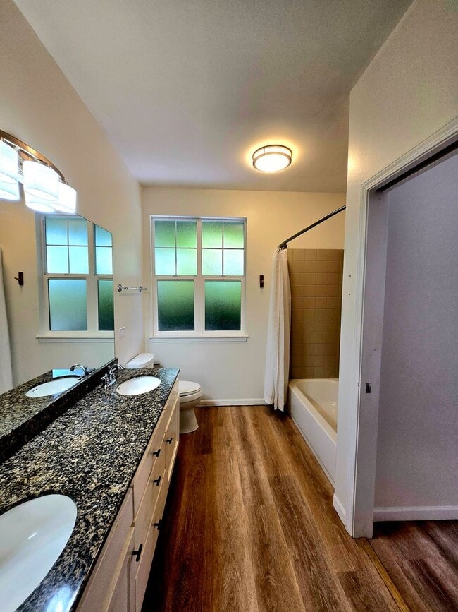 Foto del edificio - 206 Kuli Puu St