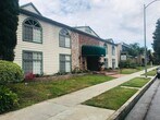 Foto principal - 16850 Chatsworth St