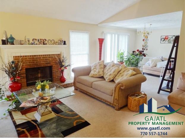Building Photo - Beautiful ranch in the CHATTAHOOCHEE clust...