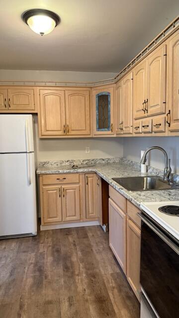 Foto del edificio - 708 Sunset Ln