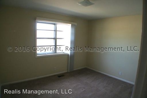 Building Photo - 4534 E 49th St