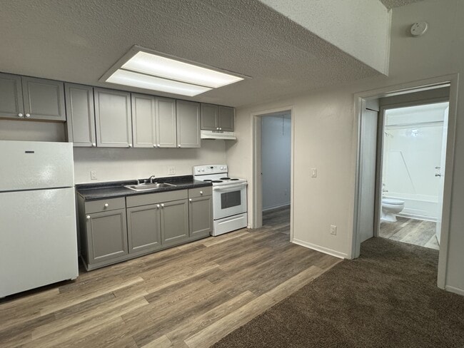 Foto del edificio - Wesley Pines