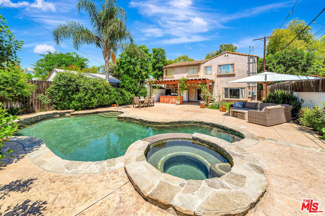 Foto principal - 14916 Hesby St