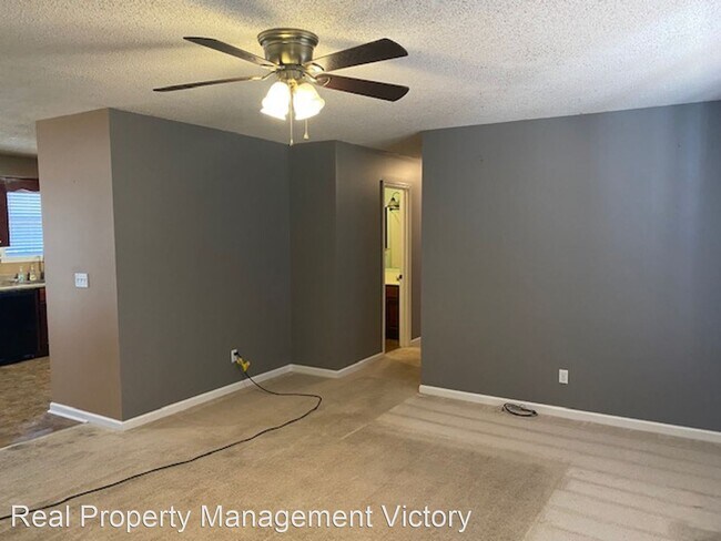 Building Photo - 3 br, 2 bath House - 6265 River Oak Drive S.