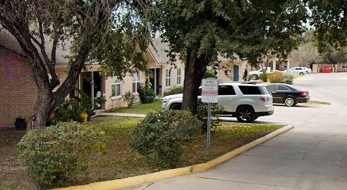 Foto del edificio - 600 N Fairgrounds Rd