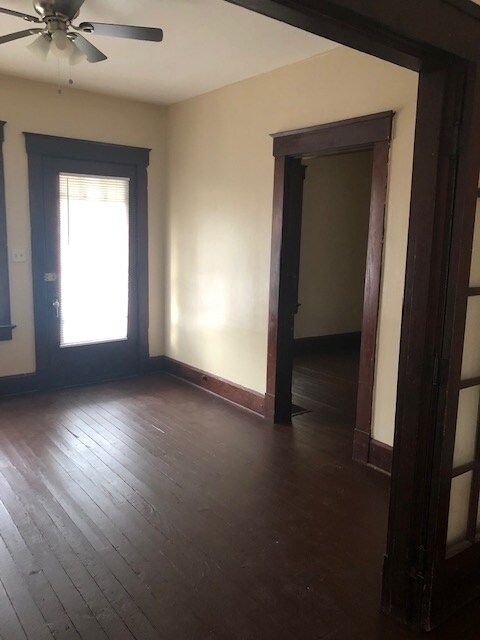 Foto del edificio - 401 E 15th St