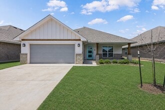 Building Photo - 13933 Klinsman Rd