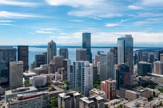 Building Photo - Ovation