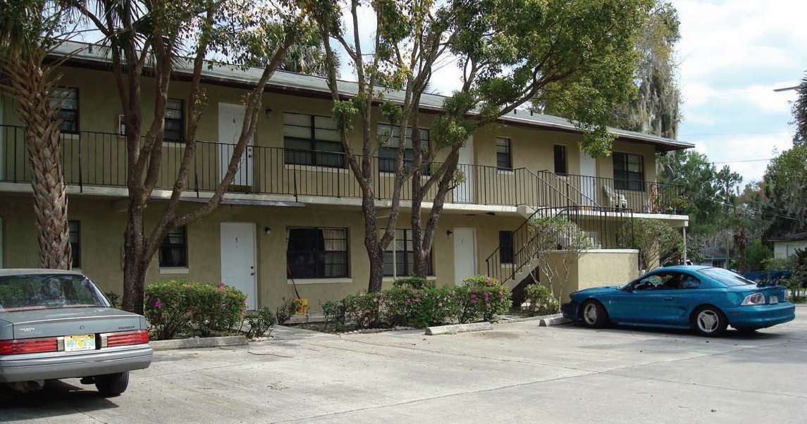 Primary Photo - Adell Court Apartments