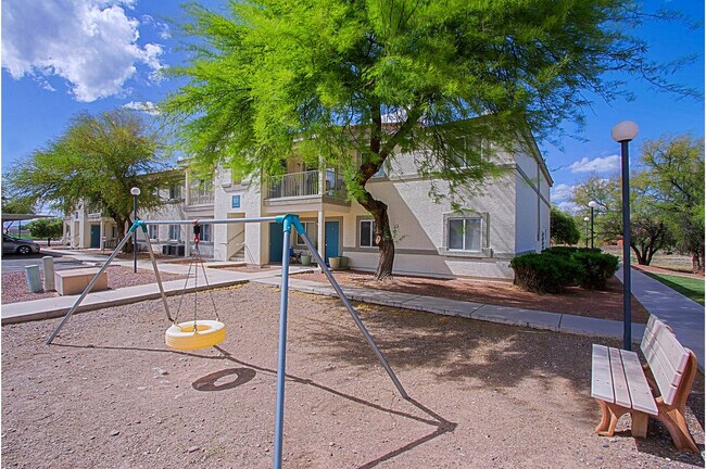 Apartamentos Madrean Vista, Thatcher, Arizona - Madrean Vista